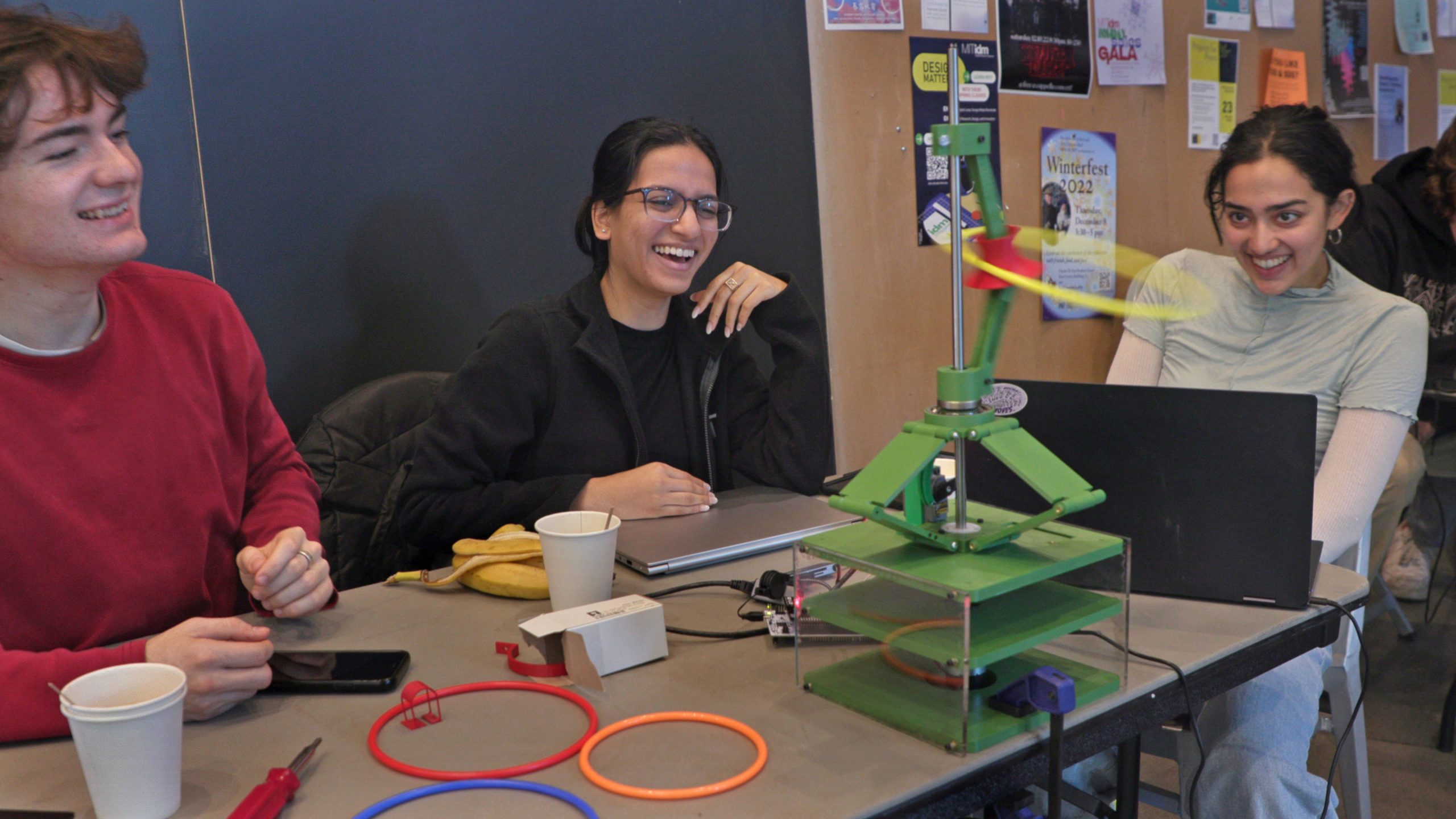 Read more about the article Bioinspired robotics class offers intriguing surprises